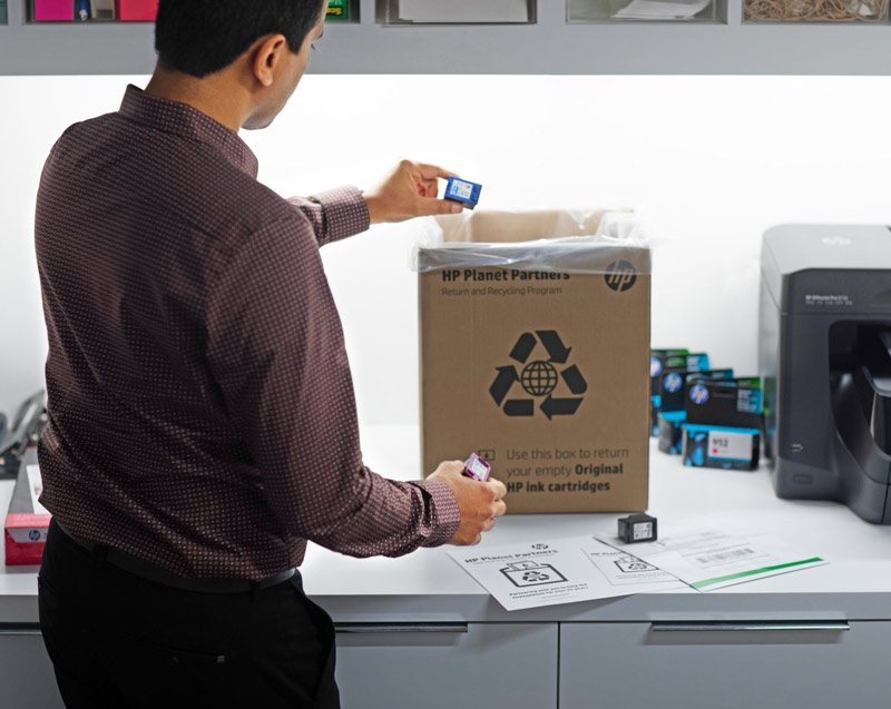 Cartridge HP C2P20AE č. 935 azurová