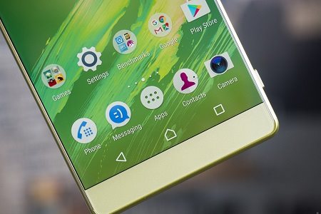 Telefon vhodný pro každodenní používání SONY Xperia XA Ultra – telefon vhodný pro každodenní používání