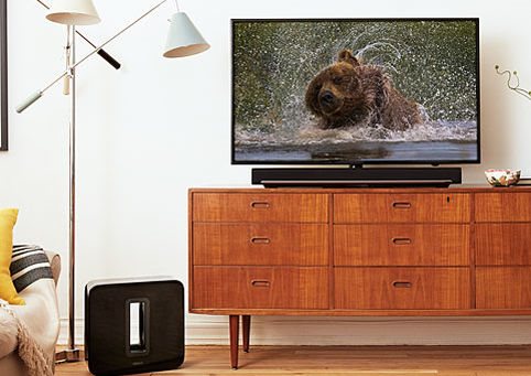 Přehrává čistě a srozumitelně SoundBar Sonos PLAYBAR 5.1 kanálový