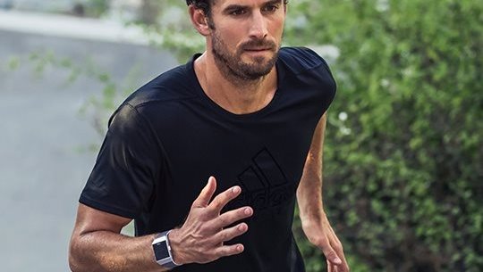 Fitbit Ionic adidas Edition Fitbit Ionic adidas Edition