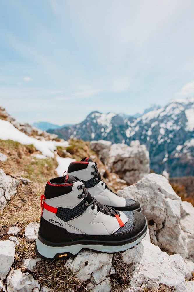 Turistické topánky Alpina Performance