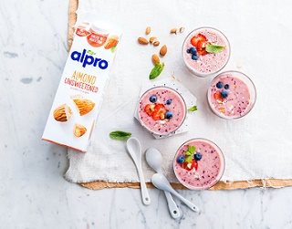 Unsweetened vegetable drink Alpro with almond flavor 