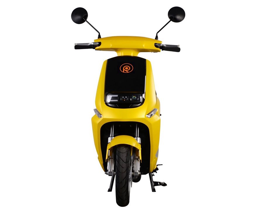 Racceway SMART Yellow Excellent driving characteristics