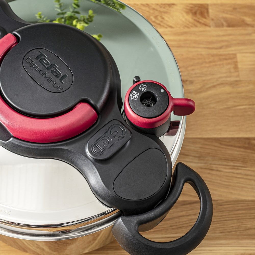 Tefal Tlakový hrnec Clipso Minut Easy 6l 