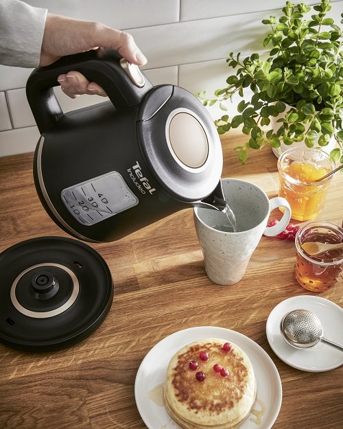Rychlovarná konvice Tefal KI533811 Includeo black