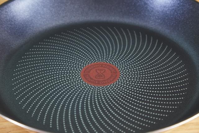 Sada pánví Tefal sada pánví 24 + 28 cm Cook Eat B922S204 