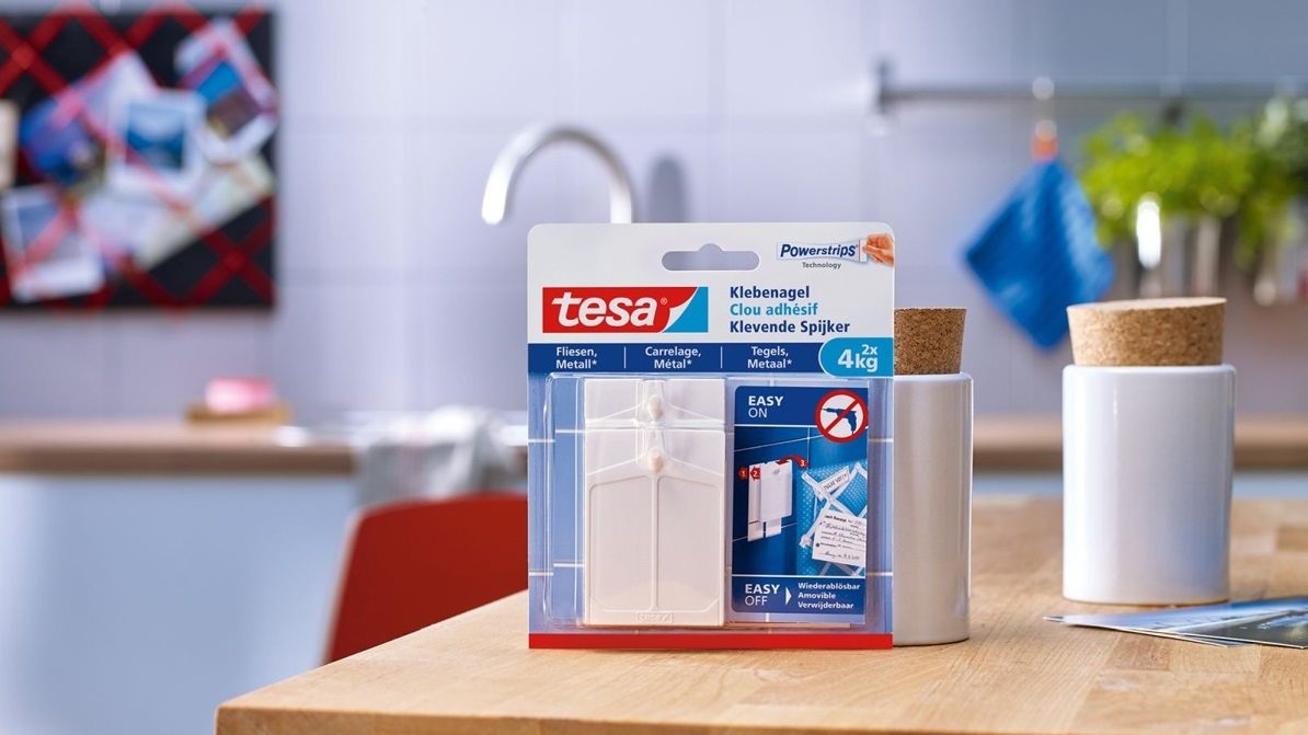 Tesa Nalepovací hřebík na dlaždice a kov