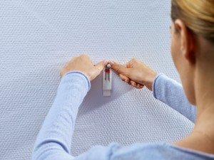 Tesa Nastavitelný nalepovací šroub na tapety a omítku 1kg
