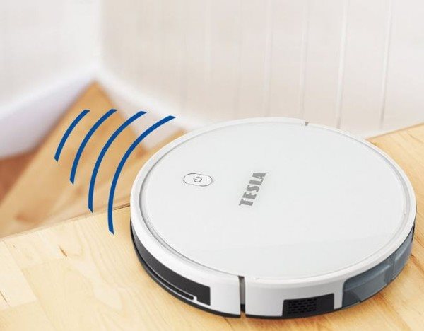 Robotický vysavač TESLA RoboStar iQ300