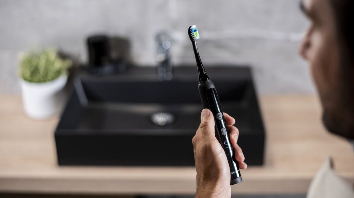 Sonický kartáček TrueLife SonicBrush K150 UV