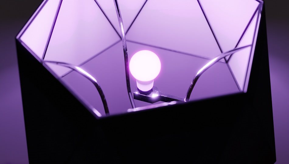 LED žárovka TechToy Smart Bulb RGB 9W E27 ZigBee