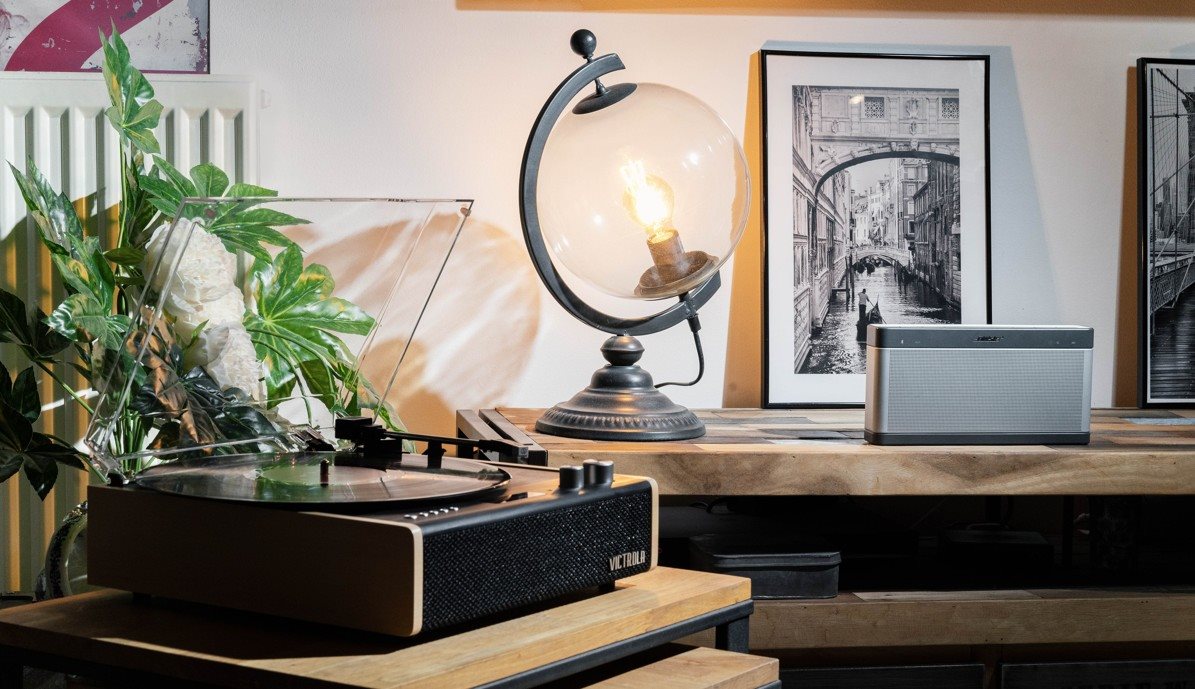 Gramofon Victrola Eastwood