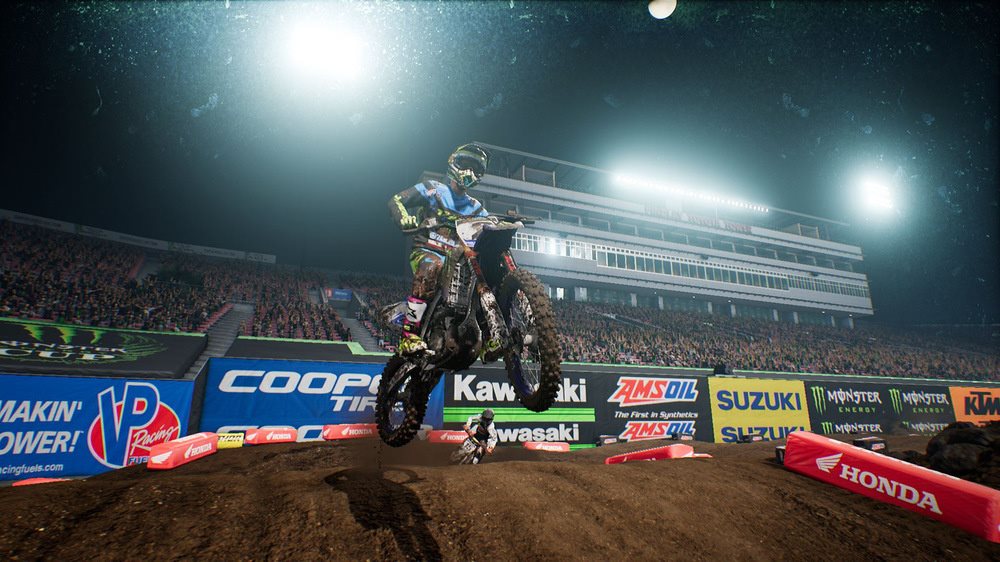 Monster Energy Supercross - režim kariéry