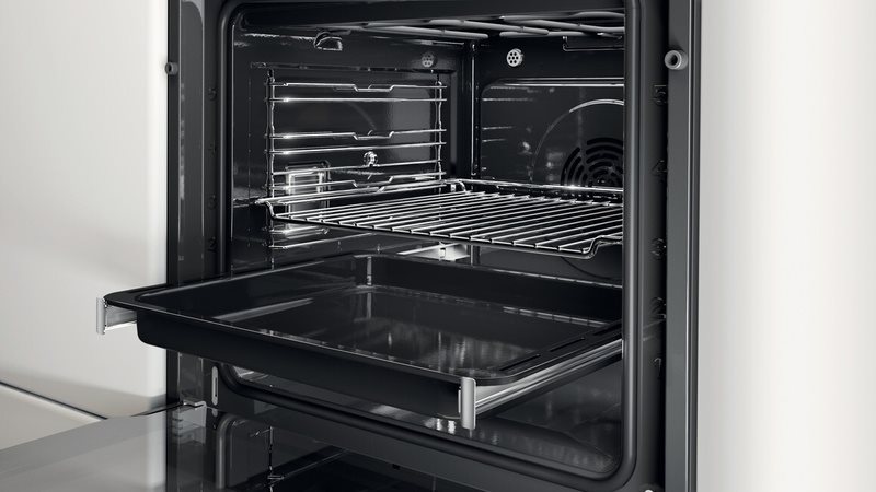 Vestavná trouba WHIRLPOOL OMSR58CU1SB