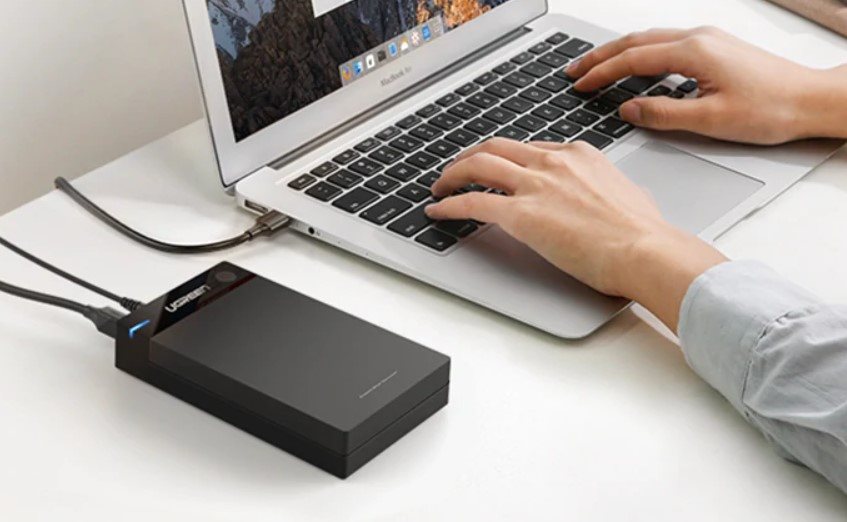 Externí box UGREEN USB 3.0 3.5 Inch Hard Drive Box
