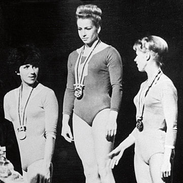 

Letní olympijské hry: Věra Čáslavská, Hans Zdražila a další