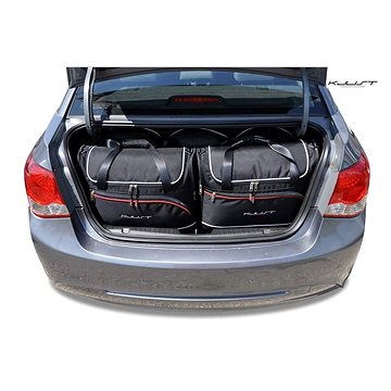 

KJUST SADA TAŠEK 5KS PRO CHEVROLET CRUZE SEDAN 2008-2014
