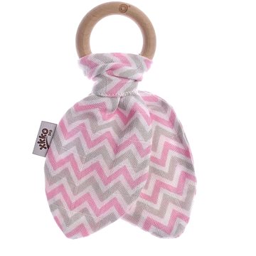 

XKKO Kousátko BMB Lístky - Chevron Baby Pink