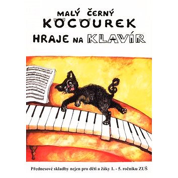 

Malý černý kocourek hraje na klavír
