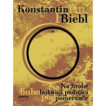 

Na hrobě bubnují padající pomeranče