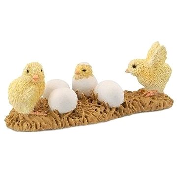 

Collecta kuřátka na slámě