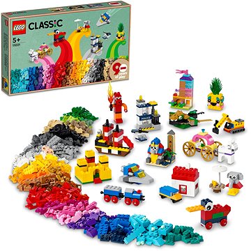 LEGO® Classic 11021 90 let hraní - LEGO stavebnice