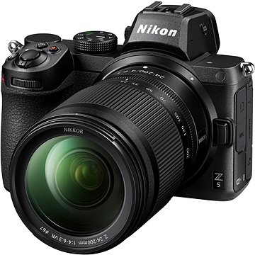 

Nikon Z5 + Z 24-200 mm f/4-6.3