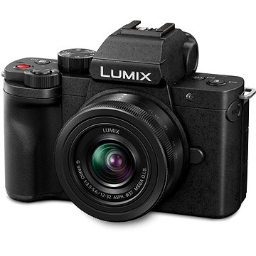 

Panasonic Lumix G100D + Lumix G Vario 12-32 mm f/3,5-5,6 ASPH. Mega O.I.S.
