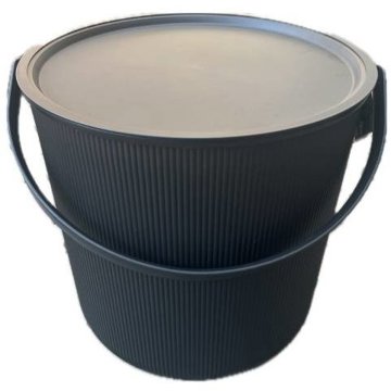 

Plast Team Univerzální koš s víkem 10 l černý