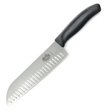 

Victorinox Nůž Santoku s vroubkovanou čepelí 17 cm