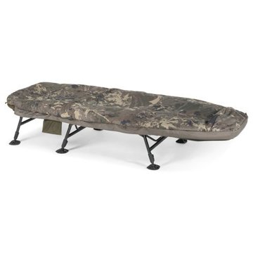 

Nash Indulgence HD40 Sleep System 8 Legs Camo Wide Lehátko se spacákem