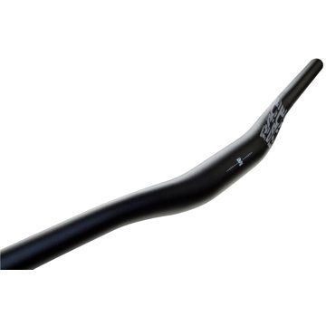 

Race Face řidítka Chester 35 × 780 mm, 20 mm Riser černé