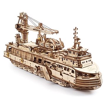 

UGEARS 3D Výzkumný parník 575 dílků