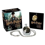 Harry Potter Locket Horcrux Kit and Sticker Book - Kniha