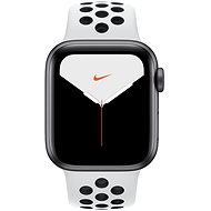 Apple Watch Nike Series 5 Vesmírně šedý hliník s platinovým/černým sportovním řemínkem Nike - Chytré hodinky