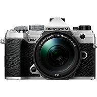 OM SYSTEM OM-5 + ED 14-150 mm f/4,0-5,6 II EZ stříbrný - Digitální fotoaparát