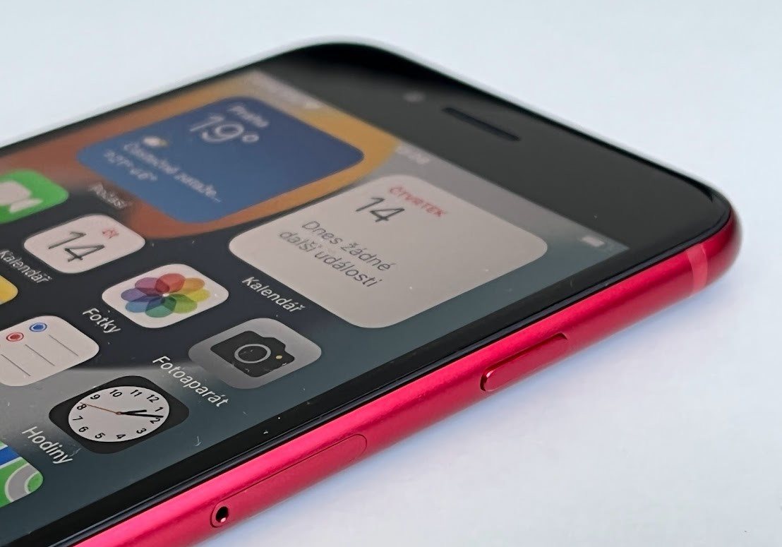 iPhone SE 2022, recenze