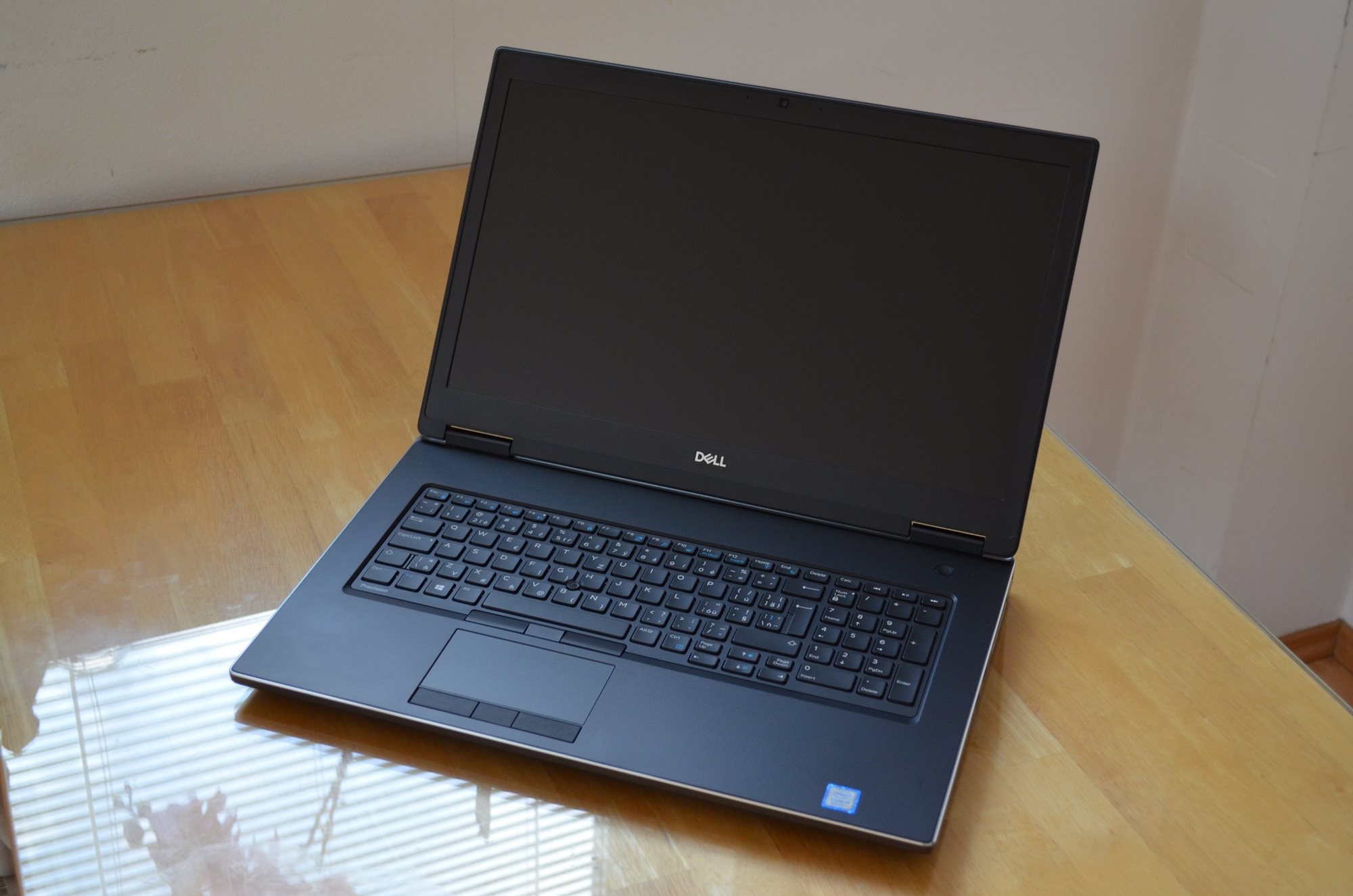 Dell precision 7730 обзор