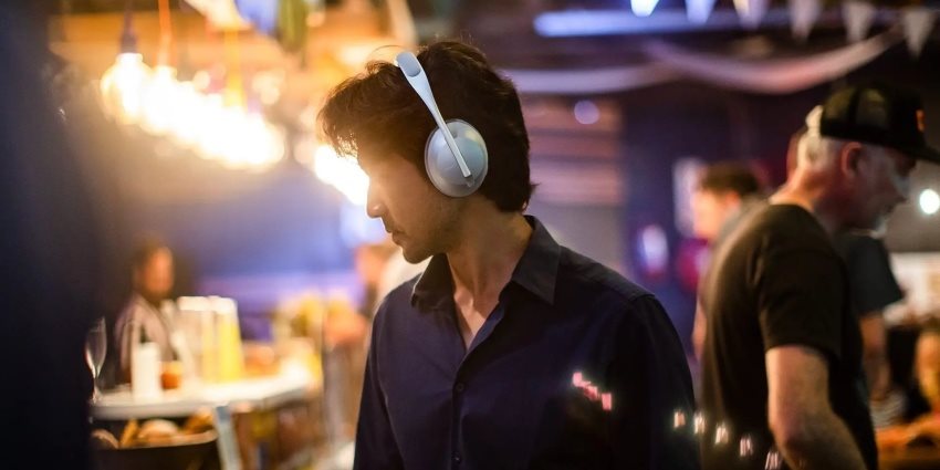 Bose Noise Cancelling Headphones potěší futuristickým designem