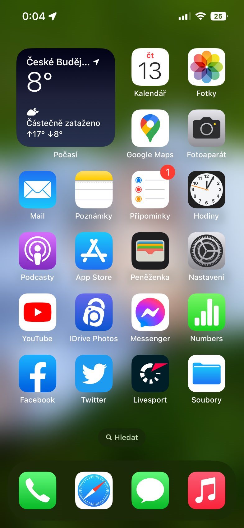 iPhone 14, recenze, iOS 16, domovská obrazovka