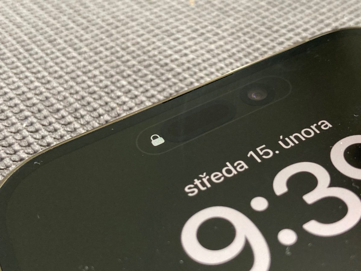 iPhone 14 Pro Max, recenze, detail Dynamic Island