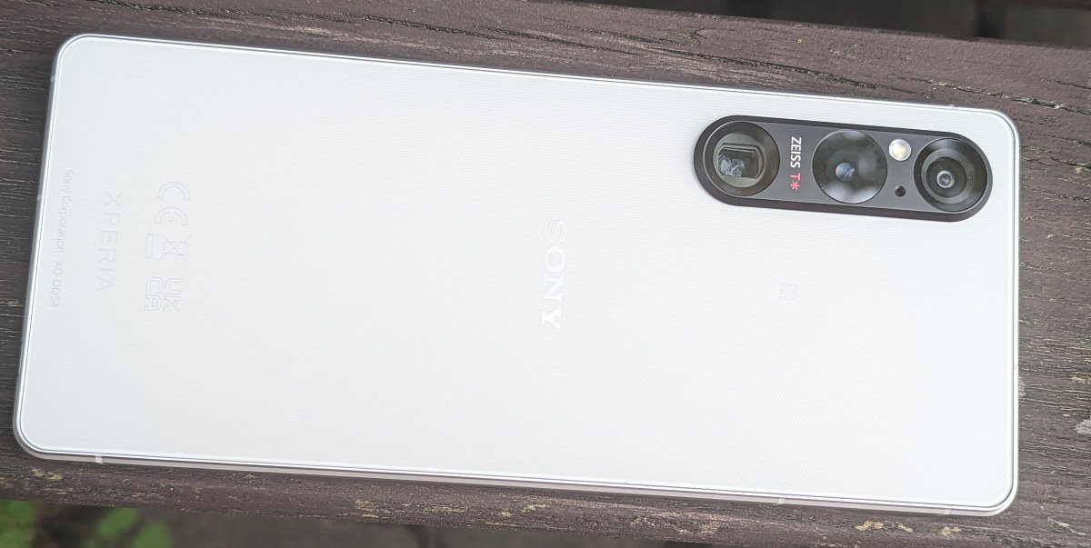 Recenze Sony Xperia 1 V, design
