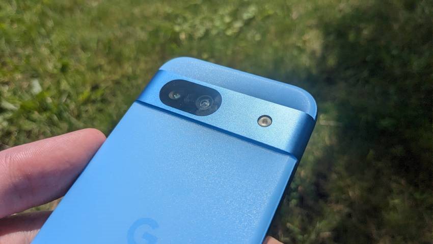 Google Pixel 8a, recenze, design