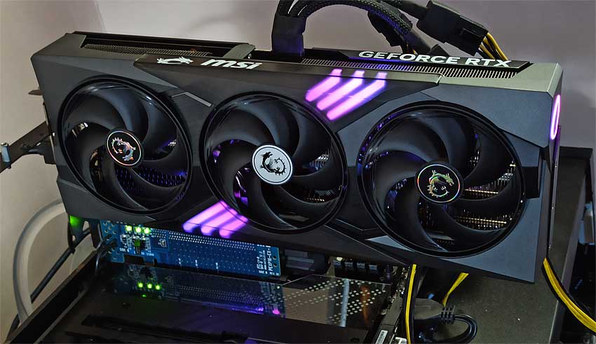 MSI GeForce RTX 5070 Gaming Trio 本体 MSI GeForce RTX™ 5070 12G GAMING TRIO OC