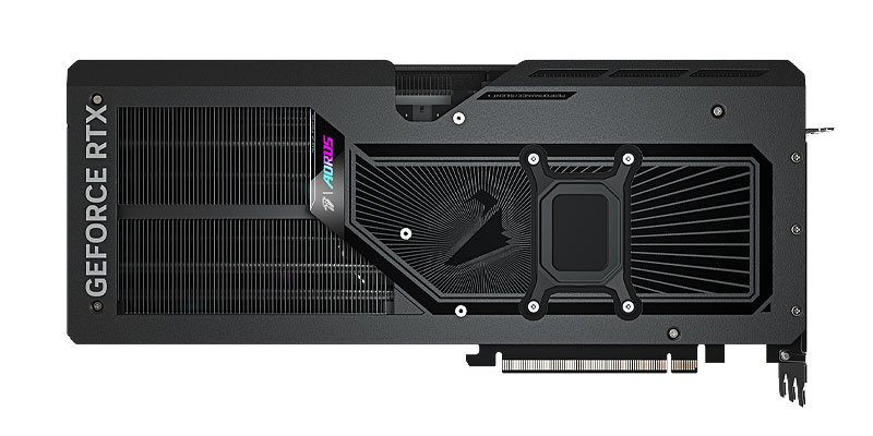 Gigabyte AORUS RTX 5070 MASTER 12G; zadní strana