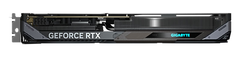 Gigabyte RTX 5060 GAMING OC 8G; horní strana 