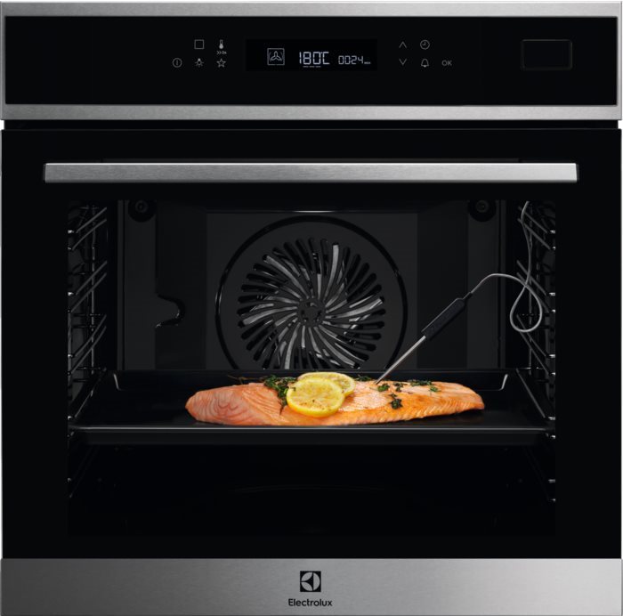 ELECTROLUX 800 PRO SteamBoost EOB7S31X Vstavaná rúra