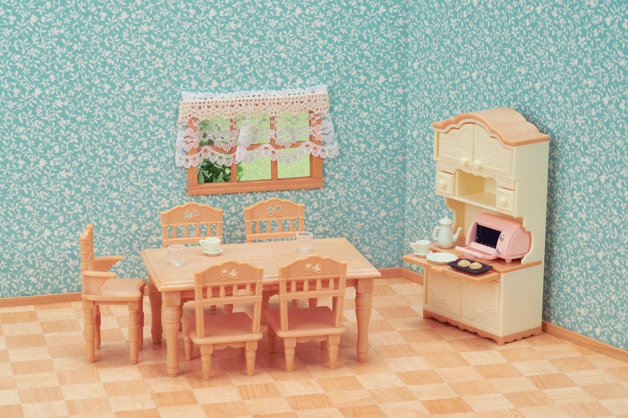 Sylvanian Families Set - Dining Room Figure Accessories