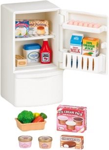 Sylvanian Families Refrigerator and Accessories Set Figure...