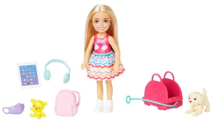 Barbiepuppe Chelsea auf der Straße Puppe